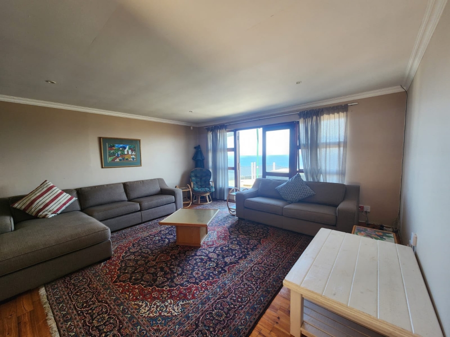 6 Bedroom Property for Sale in Reebok Western Cape